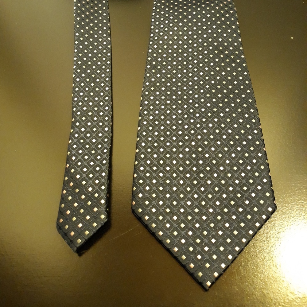 Pierre Cardin Polka Dot Tie